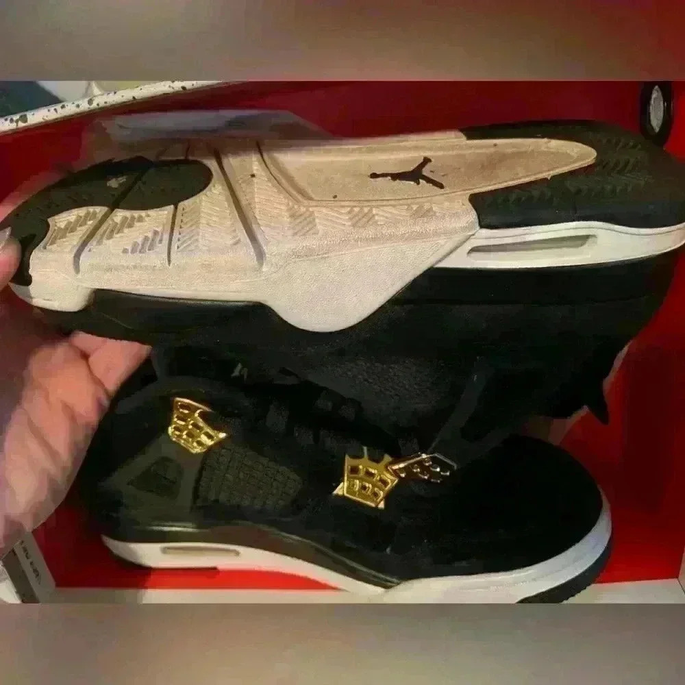 Jordan Retro 4 - Picture 3 of 6